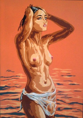 Art 10.551 γυναίκα γυμνή στη θάλασσα